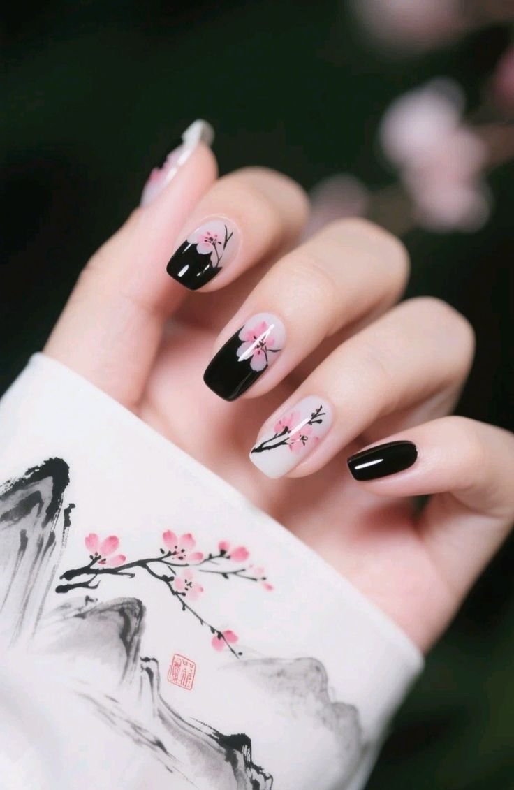 Chạm nhẹ nét cổ trang trong từng đầu móng